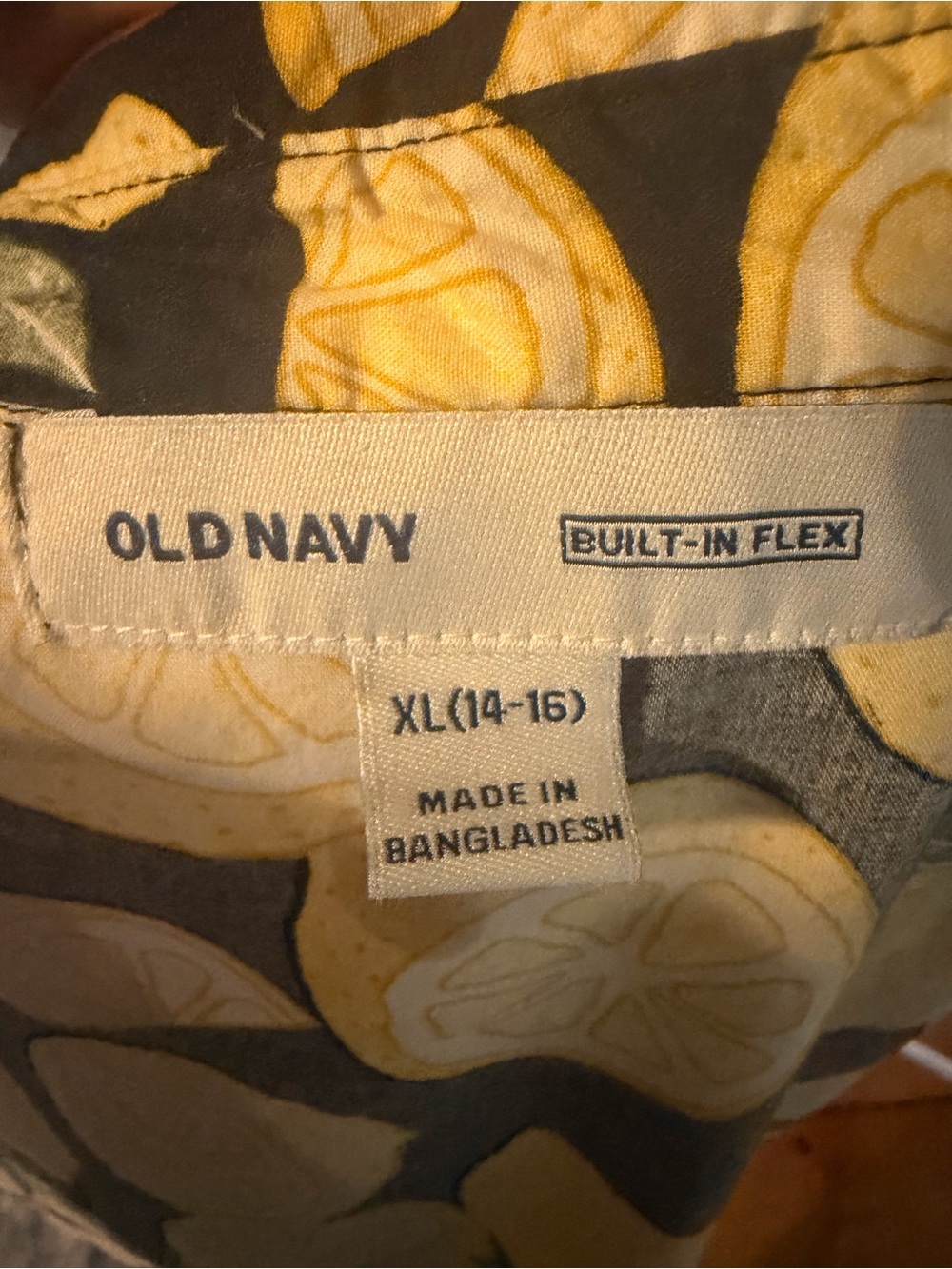 Old Navy Navy and Yellow Short-Sleeve Button-Down with Lemon Print Shirt - Picture 3 of 3